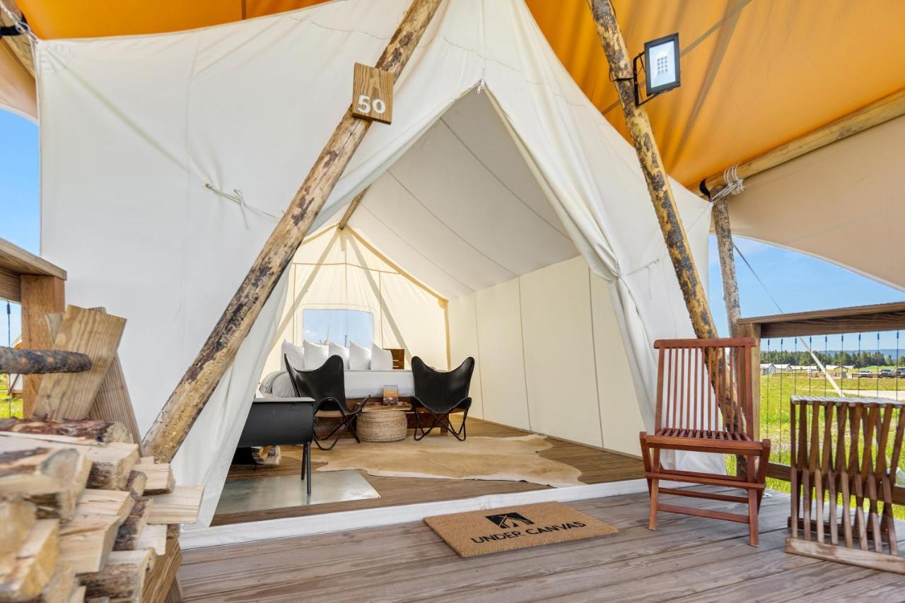 Under Canvas Вест-Йеллоустоун Екстер'єр фото