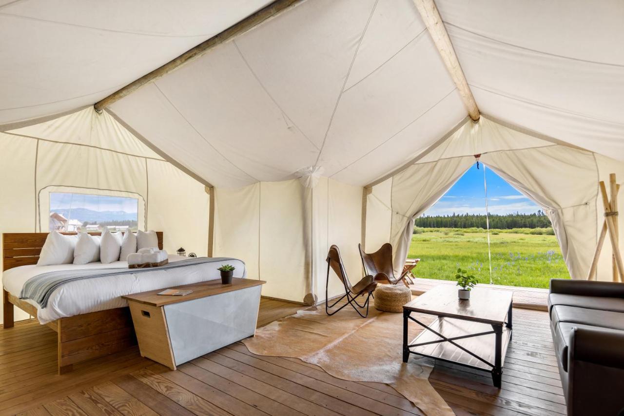 Under Canvas Вест-Йеллоустоун Екстер'єр фото