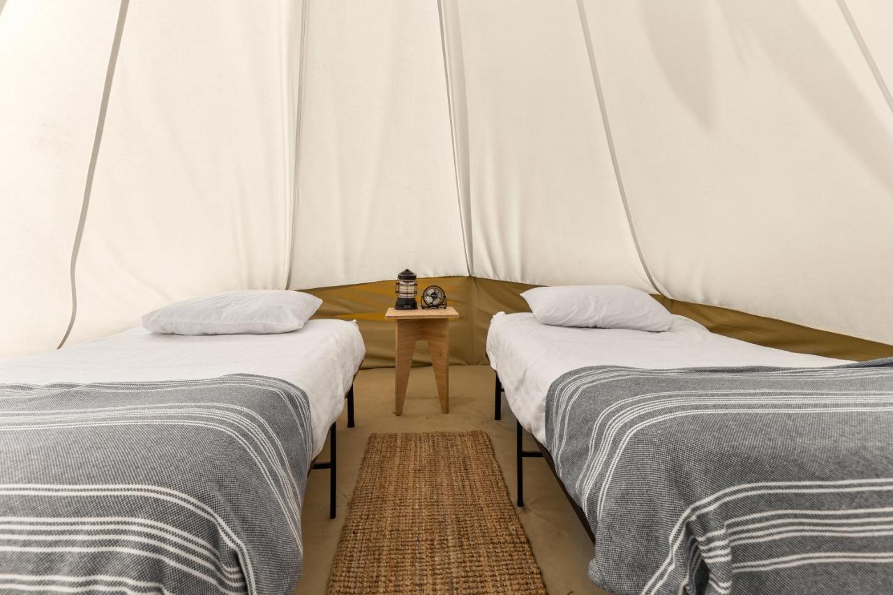 Under Canvas Вест-Йеллоустоун Екстер'єр фото